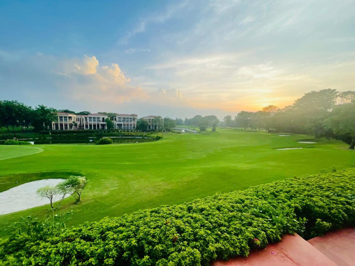 Beautiful At Tarudhan Valley Golf Resort, Manesar Gurgaon