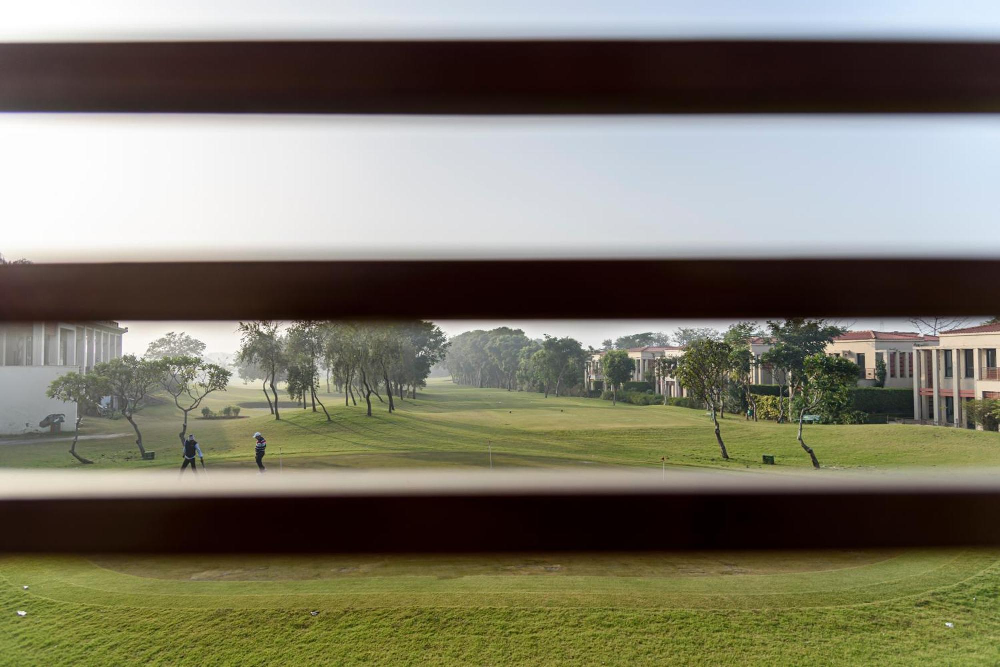 Apartment Beautiful At Tarudhan Valley Golf Resort, Manesar *