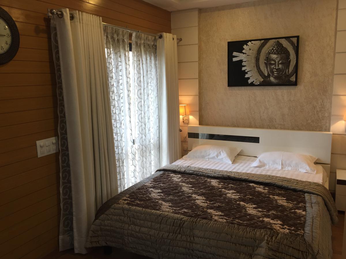 Apartment Beautiful At Tarudhan Valley Golf Resort, Manesar Gurgaon