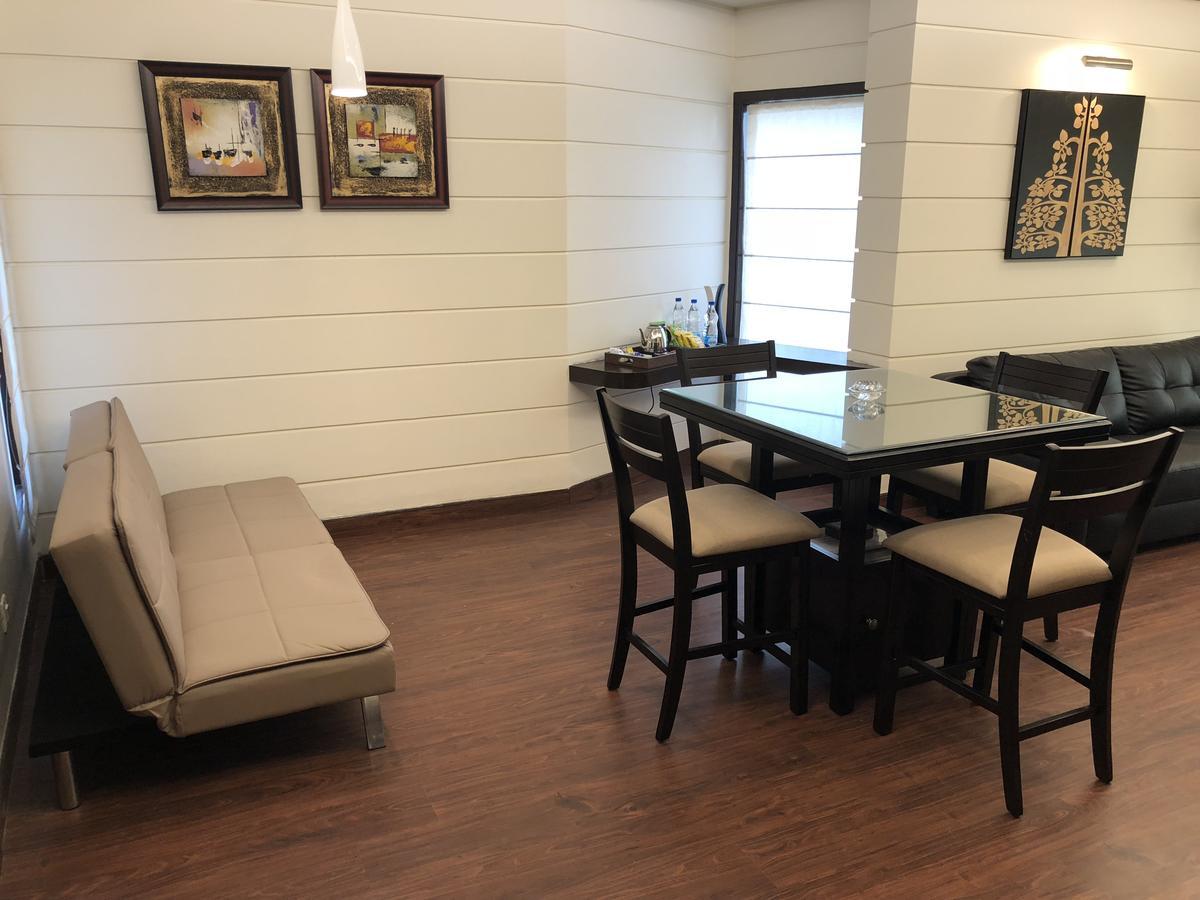 Apartment Beautiful At Tarudhan Valley Golf Resort, Manesar *
